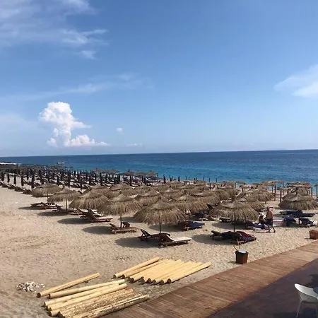 Apartamento Santorini Village, Drymades,