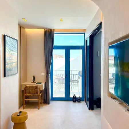 Santorini Village, Drymades, Apartamento Dhërmi