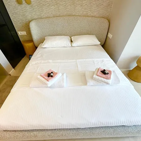 Apartamento Santorini Village, Drymades, *