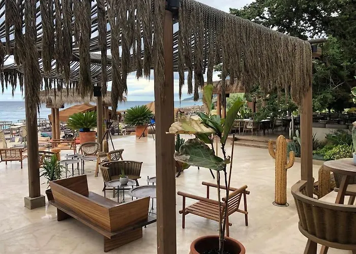 Santorini Village, Drymades, * Dhërmi