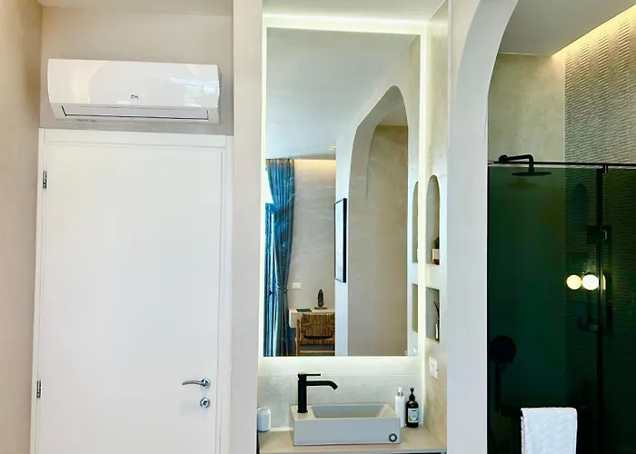 Santorini Village, Drymades,