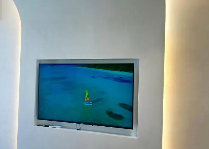 Santorini Village, Drymades, * Dhërmi