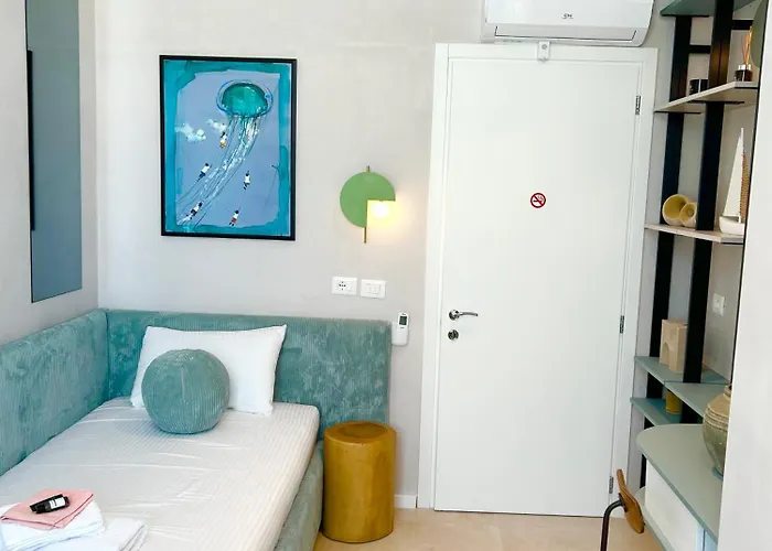 Appartamento Santorini Village, Drymades, *