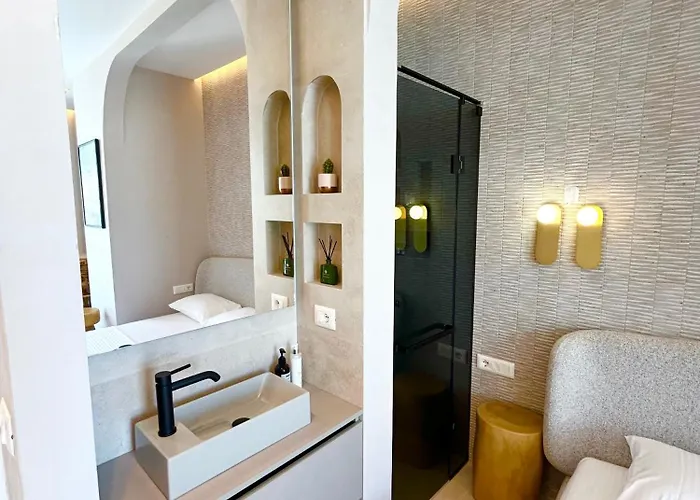 Appartamento Santorini Village, Drymades, *