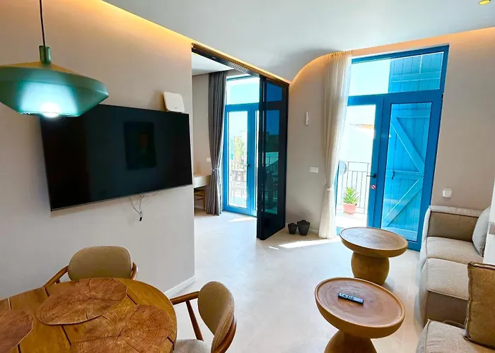 Appartamento Santorini Village, Drymades, *